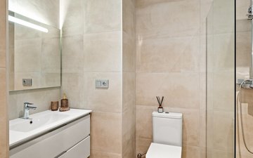 Property slide 17