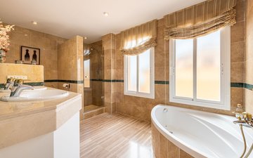 Property slide 20
