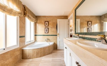 Property slide 21