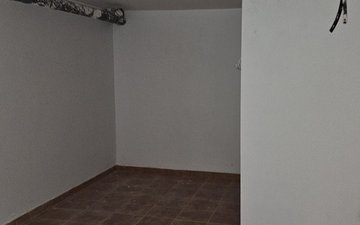 Property slide 38