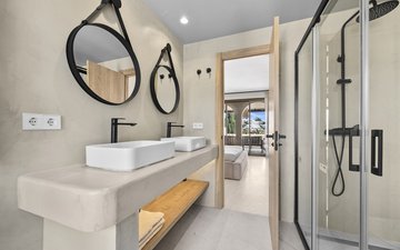 Property slide 18