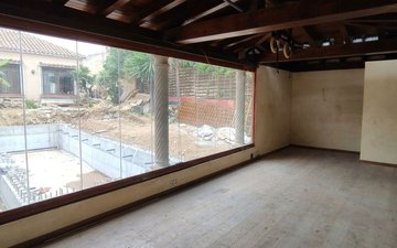 Property slide 16