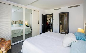 Property slide 16