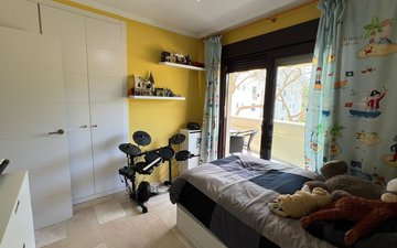 Property slide 18