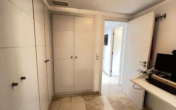 Property slide 22