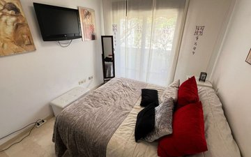 Property slide 44