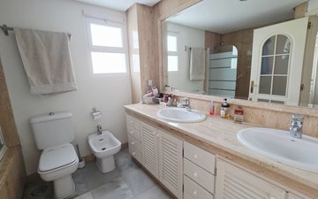 Property slide 17