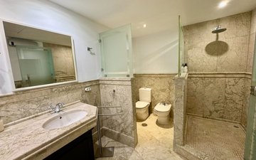 Property slide 20