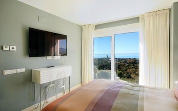 Property slide 31