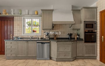 Property slide 28