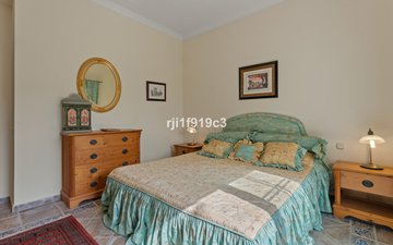 Property slide 35
