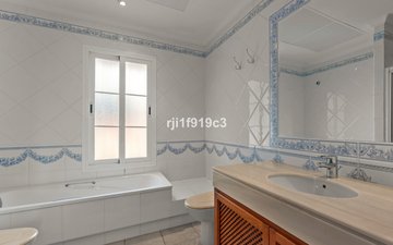 Property slide 39