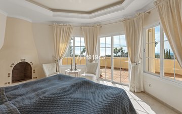 Property slide 44