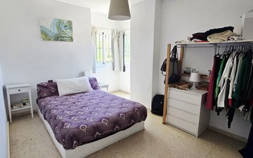 Property slide 19