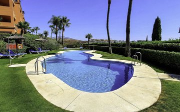 Property slide 25