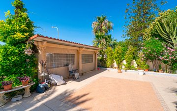 Property slide 24