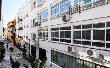 Property slide 16