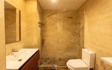 Property slide 15