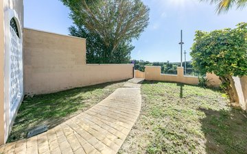 Property slide 39