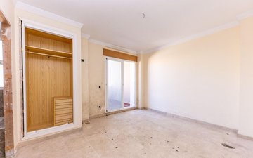 Property slide 62