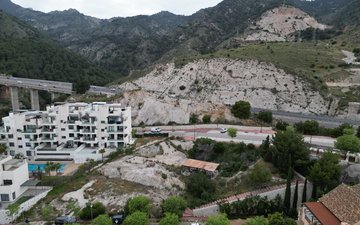 Property slide 16