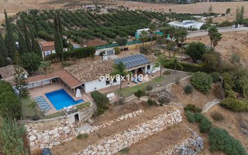 Property slide 40