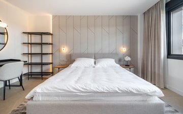 Property slide 20