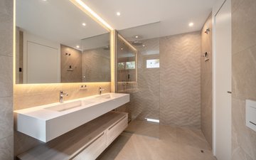 Property slide 22