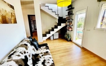 Property slide 21