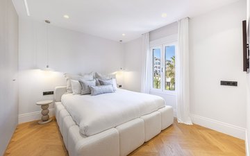Property slide 25