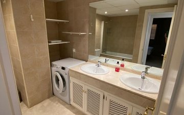 Property slide 40