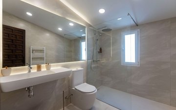 Property slide 25