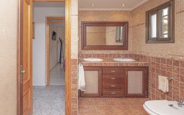 Property slide 27