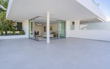 Property slide 14