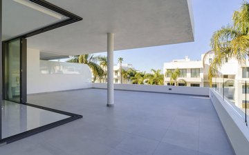 Property slide 19