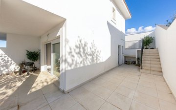 Property slide 21