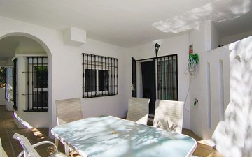 Property slide 16