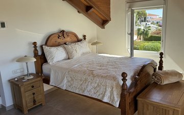 Property slide 15