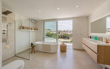 Property slide 16