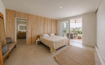 Property slide 21