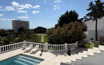 Property slide 25