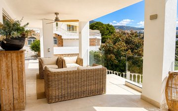 Property slide 27