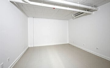 Property slide 19