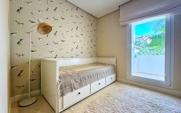 Property slide 42