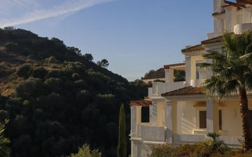 Property slide 77