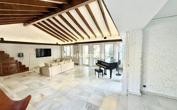 Property slide 20