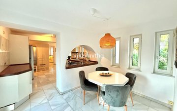 Property slide 23
