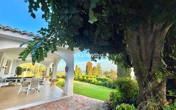 Property slide 28