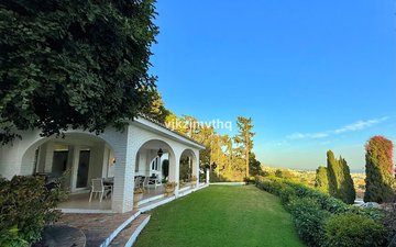 Property slide 30