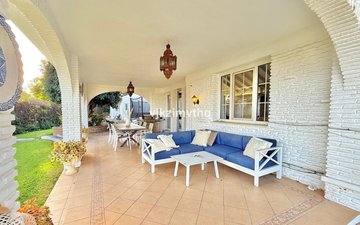 Property slide 33